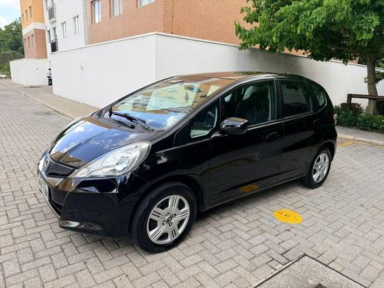 HONDA FIT 1.4 DX 16V FLEX 4P MANUAL HONDA FIT 1.4 DX 16V FLEX 4P MANUAL